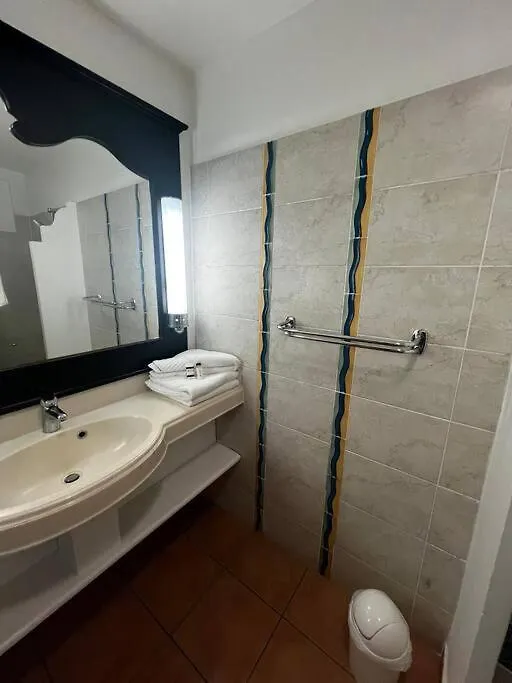 Daire Le Flora, 2 Chambres, Vue Mer Courcelles