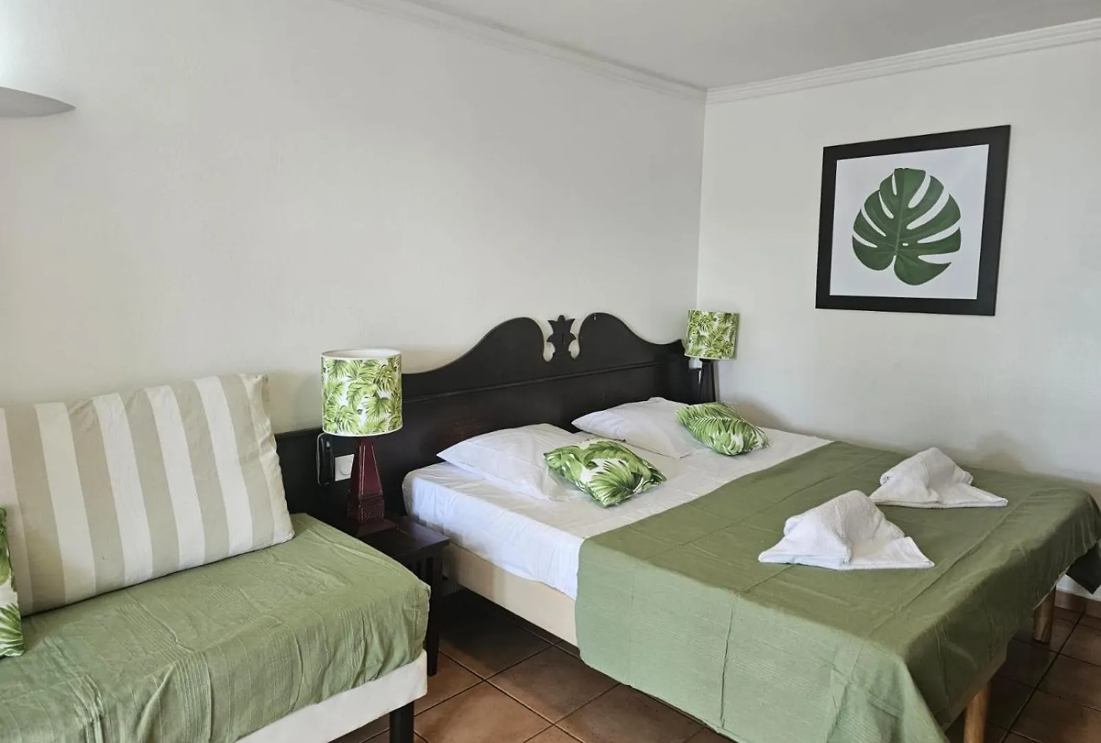 Daire Le Flora, 2 Chambres, Vue Mer Courcelles